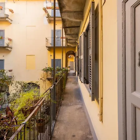 Tiny & Tidy Studio In The Key Area Of Milan-2